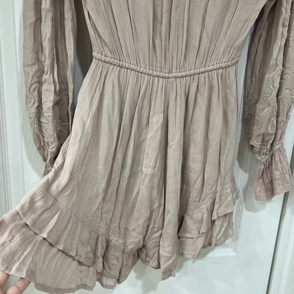 NEW tan boho lace ruffle bow romper - Picture 5 of 10